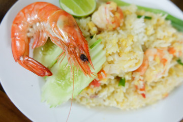 Thai fried rice with prawns