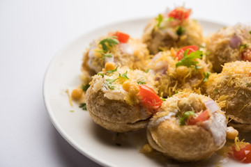 Dahi Puri chat is an indian road side snack item which is especially popular in the state of Maharashtra, India