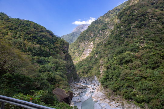 タロコ渓谷