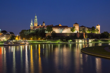 Royal Wawel Castle by night-Cracow - obrazy, fototapety, plakaty