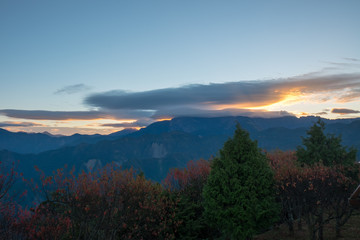 Obraz premium Sunset over Alishan Range, Alisan National Park, Taiwan