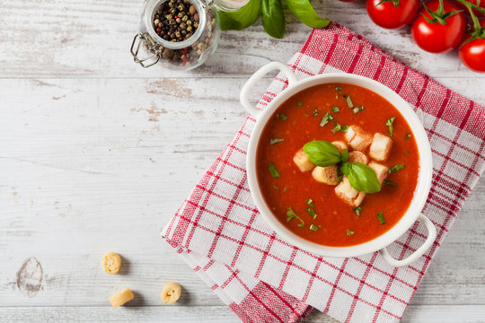 Traditional tomato soup, served with croutons.