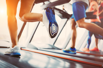 Picture of people running on treadmill in gym