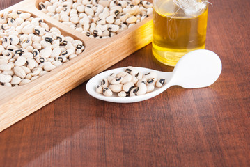Black Eye Bean on the wooden background