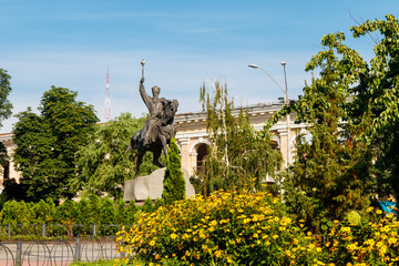 Monument to hetman Petro Konashevych-Sahaidachny at Kontraktova Square in Kyiv, Ukraine