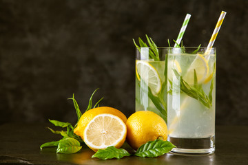 Tarragon lemonade drink