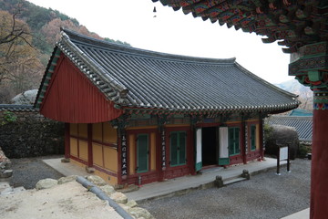 Ssanggyesa Buddhist Temple
