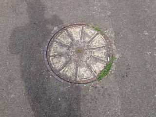 Manhole cover, UK