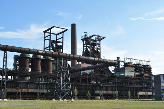 Abandoned Steel Plant // Stillgelegtes Stahlwerk