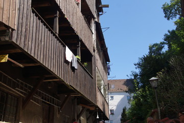 Fototapeta na wymiar Fassaden im Hexenviertel in Landsberg am Lech