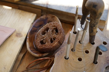 Editing and engraving leather is an old art of craftsmanship
