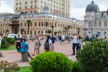 Obraz premium city square with people having a rest