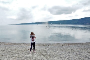 mädchen am strand 