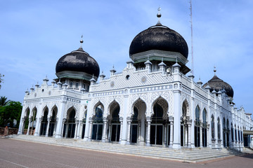Fototapeta na wymiar the great mosque in lhokseumawe aceh