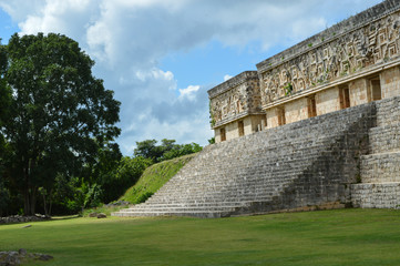 Maya-Stätte Uxmal Gouverneurspalast 1; Mexiko
