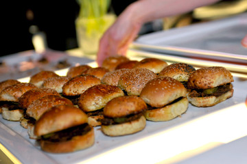 Min Burgers on a Platter