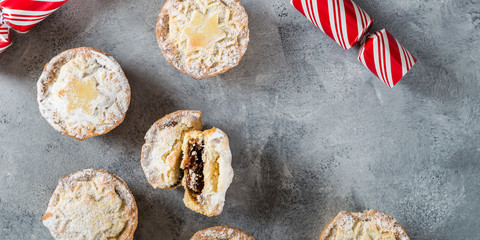 Mince pies filled with vine fruits, traditional christmas food © manuta