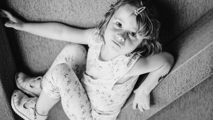 Retrato de Niña en estructura