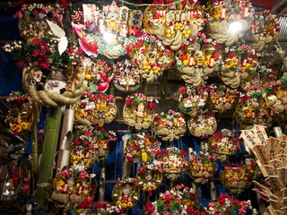 酉の市　おめでたい縁起物の数々幸に感謝