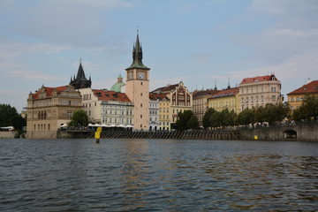 Fototapeta na wymiar Blick zum Smetana-Museum in Prag