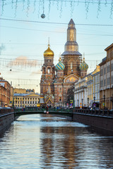 Fototapeta premium Griboyedov Canal with Church of the Savior on Blood in Saint Petersburg, Russia