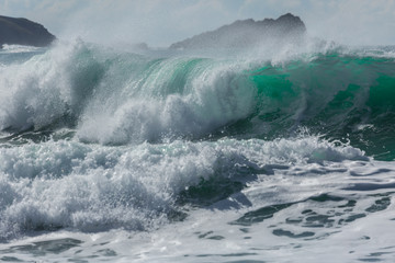 Obraz premium Crashing Surf, Fistral Beach, Cornwall