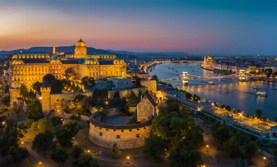 Papier Peint photo autocollant Budapest Budapest Hungary - Aerial panoramic skyline view of Budapest at blue hour with Buda Castle Royal Palace, Szechenyi Chain Bridge, Parliament and sightseeing boats on River Danube