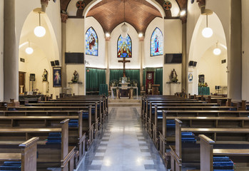 Sulawesi, Makassar; Die  " Gereja Hati Yesus Yang Mahakudus Katedral - Makassar  " .