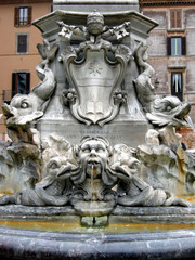 Fototapeta na wymiar Rom, Fontana di Piazza della Rotonda
