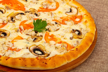 Pizza with mushroom and tomato
