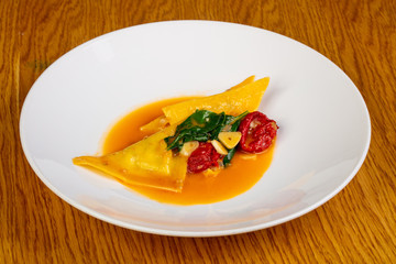 Ravioli with spinach