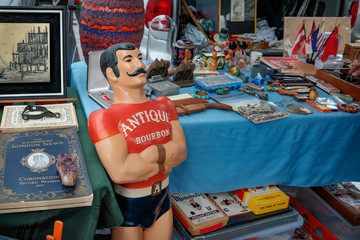 toys collecting flea market