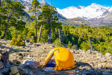 ECOTURISMO CLIMB EXPEDICION EXPLORACION CAMPAMENTO SENDERISMO 