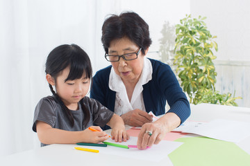孫とおばあちゃん