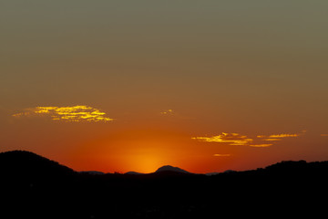 Por de sol em Guarani, Minas Gerais