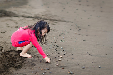 Picking shells