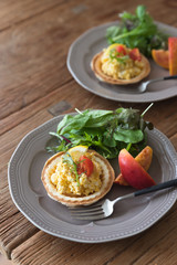 卵サラダのオープンサンド