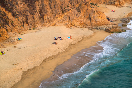 Gray Whale Cove State Beach