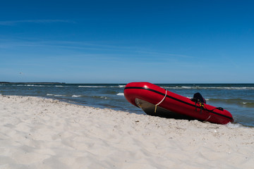 Rettungsboot am Strand