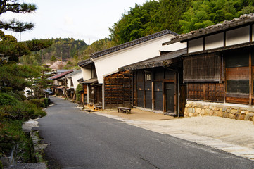Fototapeta na wymiar 夕方の妻籠宿の風景（長野県、日本）
