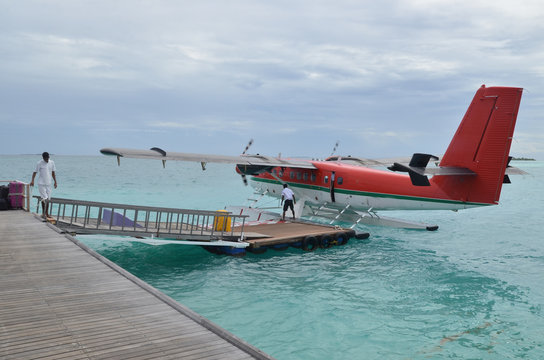 Hydroplane and pontoon, Maldives island