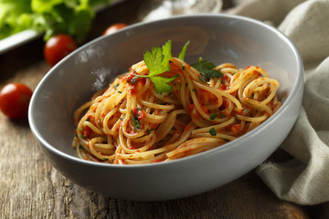 Spaghetti with tomato sauce