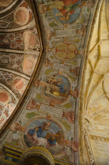 Pinturas en el interior del oratorio del Convento de Cristo de Tomar, Portugal.