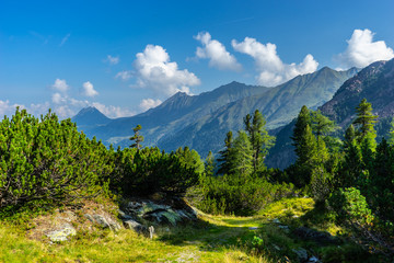 Fototapeta na wymiar Beautiful mountain and glacier view at Nationalpark Hohe Tauern in Pinzgau in the Austrian Alps