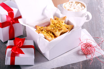 Crunchy pistachio christmas star biscuits