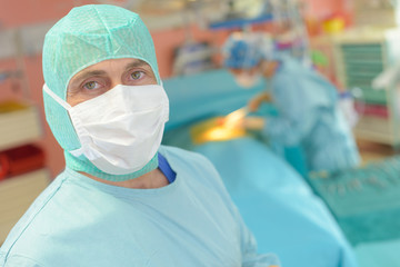 surgeon preparing for the surgery