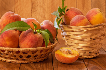  peaches in a basket