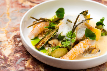 Fine dining, Fresh Prawns with asparagus