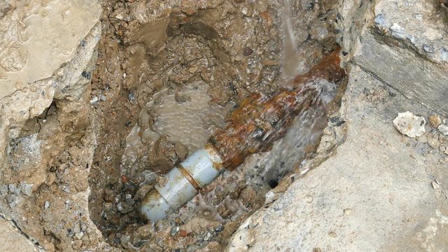 galvanized water pipe is decay