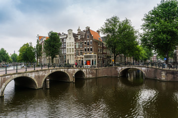 Fototapeta premium Summer morning on the Amsterdam canals
